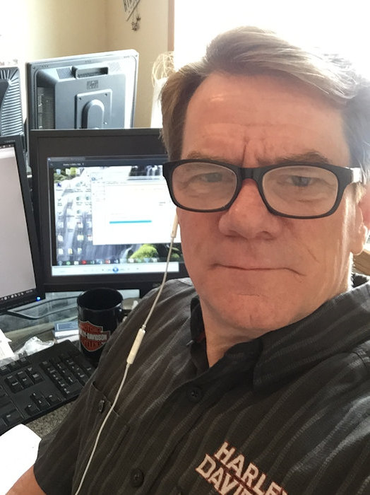 Les Larson - software developer and IT consultant